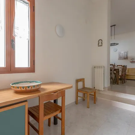 アパート Dimora Incantevole By Barbarhouse レッチェ